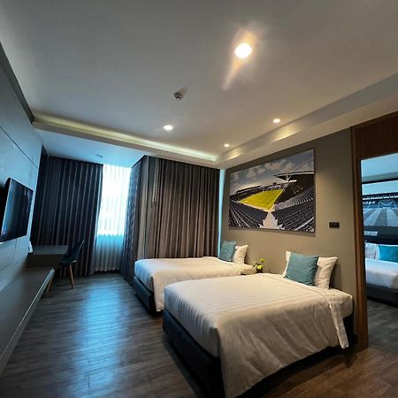 The Crystal Hotel Buriram - Formerly X2 Vibe Бурірам Екстер'єр фото