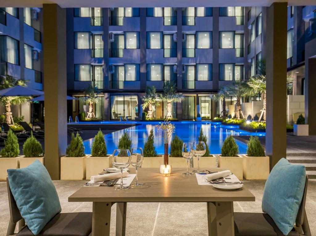 The Crystal Hotel Buriram - Formerly X2 Vibe Бурірам Екстер'єр фото